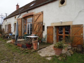 Гостиница Le Champ Bouchon - Chambres d'hôtes  Требан
